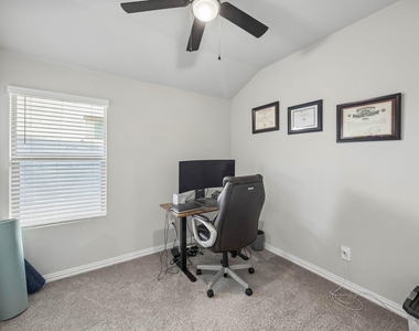 2255 Cliff Springs Drive - Photo Thumbnail 14