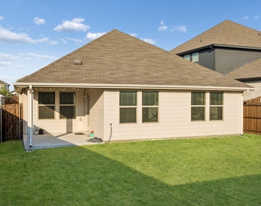 2255 Cliff Springs Drive - Photo Thumbnail 29