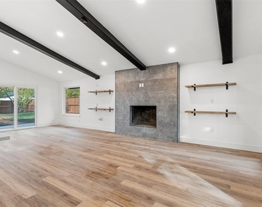 103 Elm Crest Drive - Photo Thumbnail 7