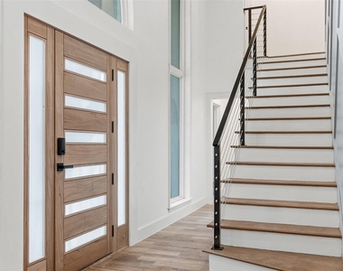 103 Elm Crest Drive - Photo Thumbnail 4