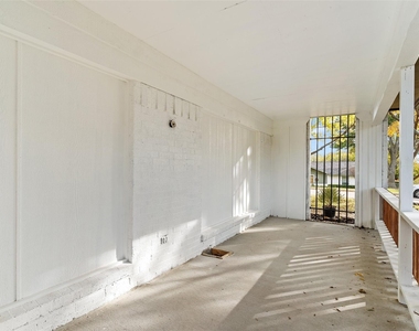 103 Elm Crest Drive - Photo Thumbnail 32