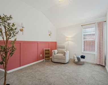 1063 Port Sullivan Drive - Photo Thumbnail 18