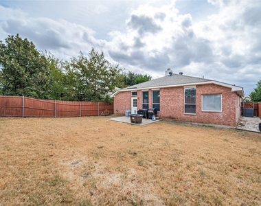 1063 Port Sullivan Drive - Photo Thumbnail 25