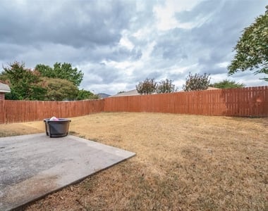 1063 Port Sullivan Drive - Photo Thumbnail 24
