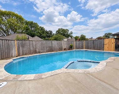3620 Teakwood Lane - Photo Thumbnail 22
