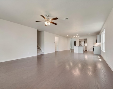 1617 Spoonbill Drive - Photo Thumbnail 4