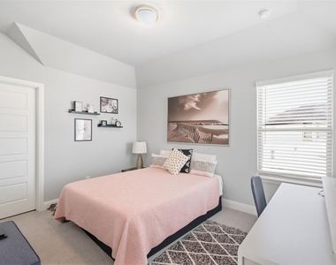 7243 Zachery Drive - Photo Thumbnail 22
