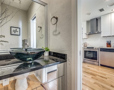 3907 Throckmorton Street - Photo Thumbnail 8