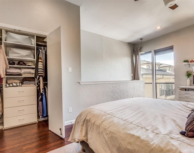 3907 Throckmorton Street - Photo Thumbnail 10