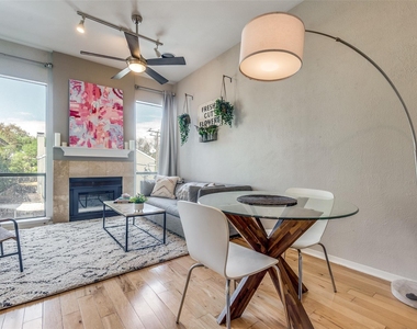 3907 Throckmorton Street - Photo Thumbnail 1