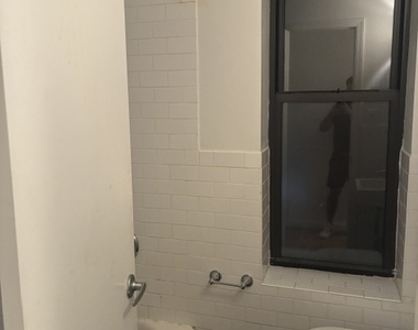 39 Bedford Street - Photo Thumbnail 4