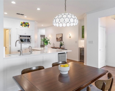 500 Waters Edge Drive - Photo Thumbnail 16