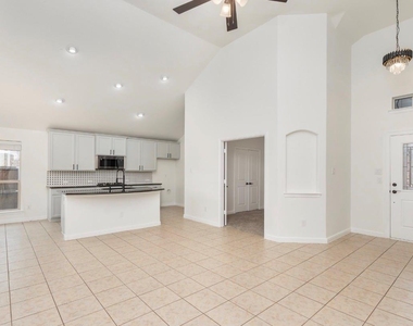 1413 Nightingale Drive - Photo Thumbnail 3