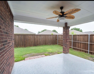 1413 Nightingale Drive - Photo Thumbnail 11