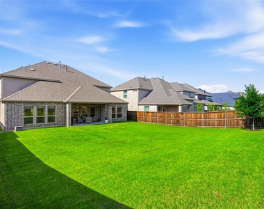 1212 Sapphire Lane - Photo Thumbnail 35