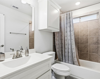 1212 Sapphire Lane - Photo Thumbnail 33