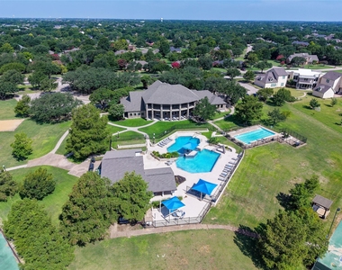 1212 Sapphire Lane - Photo Thumbnail 38