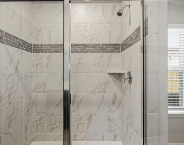 14009 Danesdale Drive - Photo Thumbnail 16