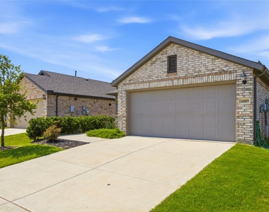 14009 Danesdale Drive - Photo Thumbnail 2