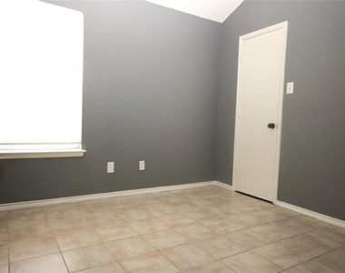 6414 Juliette Run - Photo Thumbnail 22