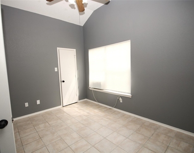 6414 Juliette Run - Photo Thumbnail 19