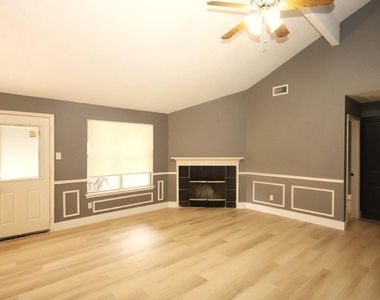 6414 Juliette Run - Photo Thumbnail 7