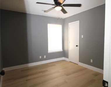 6414 Juliette Run - Photo Thumbnail 11