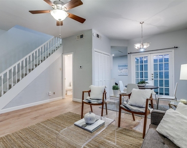3904 Rawlins Street - Photo Thumbnail 3