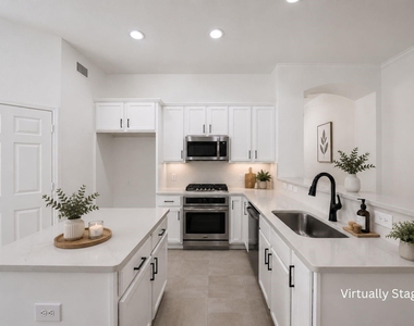 1687 Garrison Drive - Photo Thumbnail 12