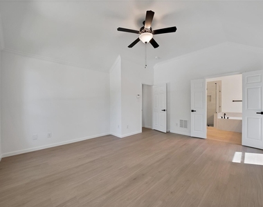 1687 Garrison Drive - Photo Thumbnail 19