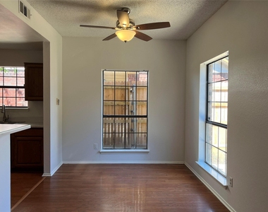 3116 Renaissance Drive - Photo Thumbnail 5