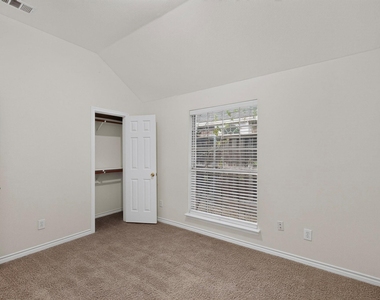 8108 Case Drive - Photo Thumbnail 33