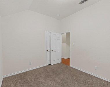 8108 Case Drive - Photo Thumbnail 29