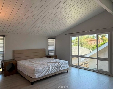 5738 Agnes - Photo Thumbnail 16