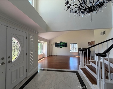 2079 Calle Francesca - Photo Thumbnail 7