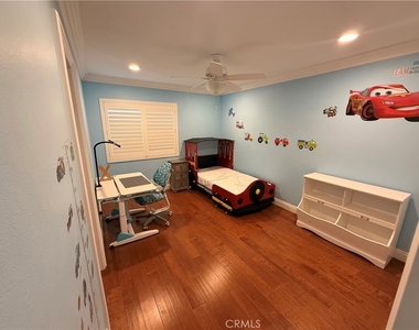 2079 Calle Francesca - Photo Thumbnail 19