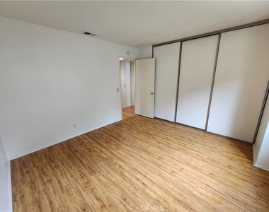 24234 Sylvan Glen - Photo Thumbnail 10