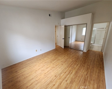 24234 Sylvan Glen - Photo Thumbnail 4