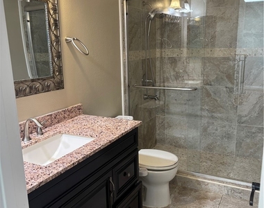 214 Teague Drive - Photo Thumbnail 9