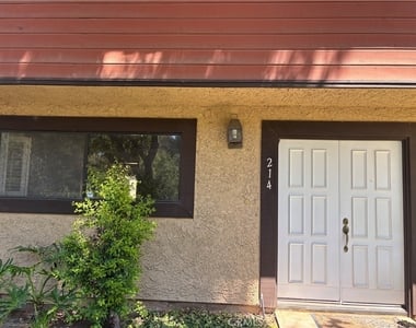 214 Teague Drive - Photo Thumbnail 1