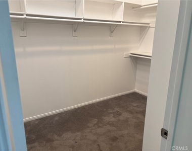 11728 Concord Court - Photo Thumbnail 3