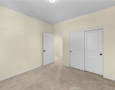 3830 S Silver Oak Way - Photo Thumbnail 16