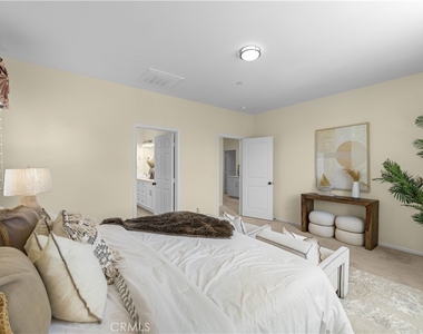 3830 S Silver Oak Way - Photo Thumbnail 11