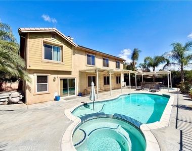 33602 Magnetite Street - Photo Thumbnail 38