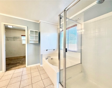 33602 Magnetite Street - Photo Thumbnail 32