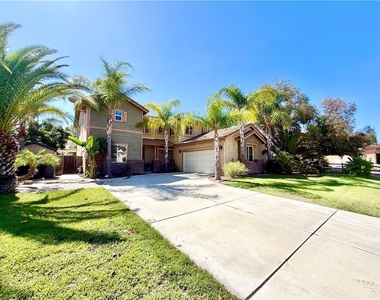 33602 Magnetite Street - Photo Thumbnail 2
