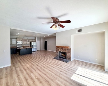 33602 Magnetite Street - Photo Thumbnail 16