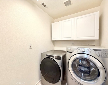 33602 Magnetite Street - Photo Thumbnail 25