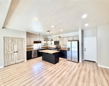 33602 Magnetite Street - Photo Thumbnail 13