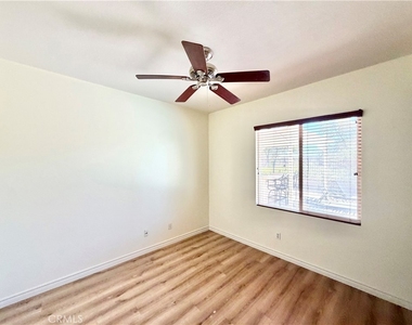 33602 Magnetite Street - Photo Thumbnail 10